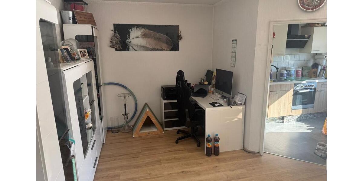 Etagenwohnung Wuppertal Gemarkung Nächstebreck - 2 Zimmer, 77 m&sup2;, 723&euro; | Angebot:25396074