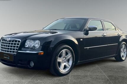 Chrysler 300C 192.000 km 9.490 &euro; Herten 45699