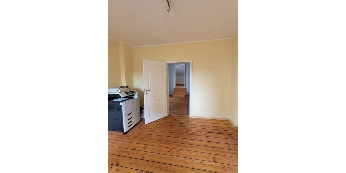 Großzügiges Haus mit auf 800 m² Grundstück mit ca.60 m² naturbelassenen Schwimmteich in Herten 1 zimmer