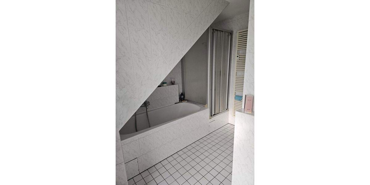 Etagenwohnung Bochum Wattenscheid - 2 Zimmer, 67 m&sup2;, 159.000&euro; | Angebot:25540243