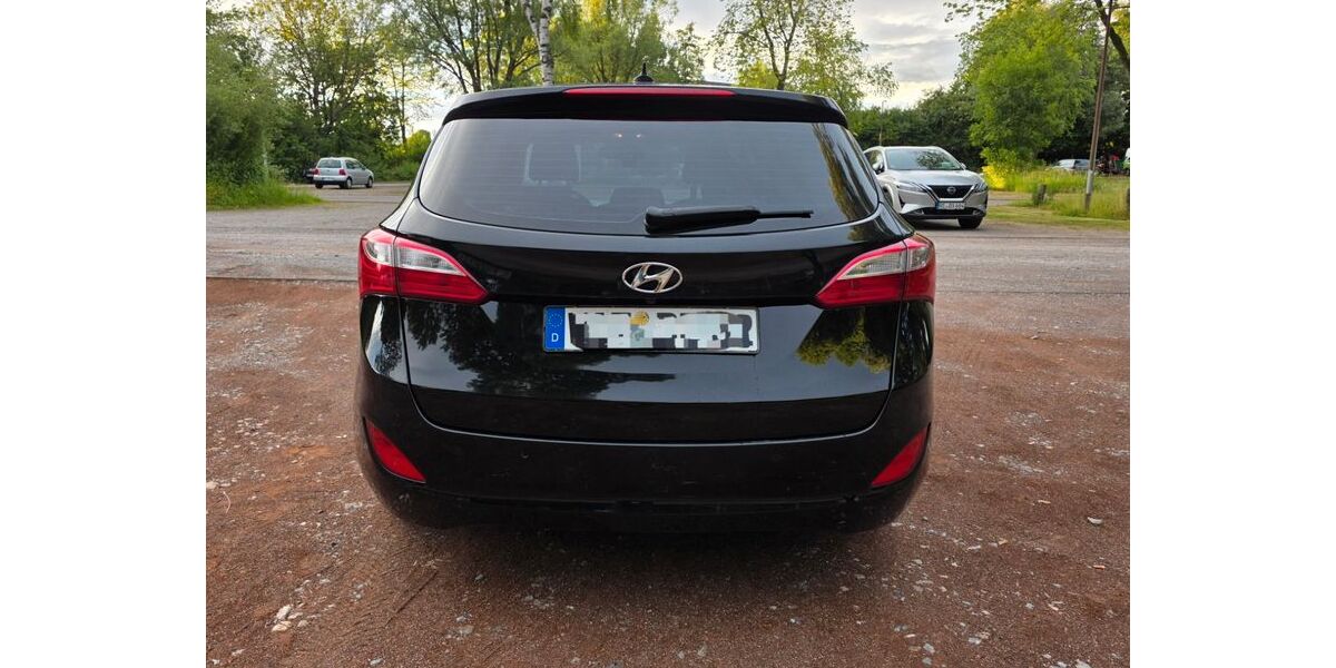 Hyundai i30 104.000 km 6.500 &euro; Witten 58455