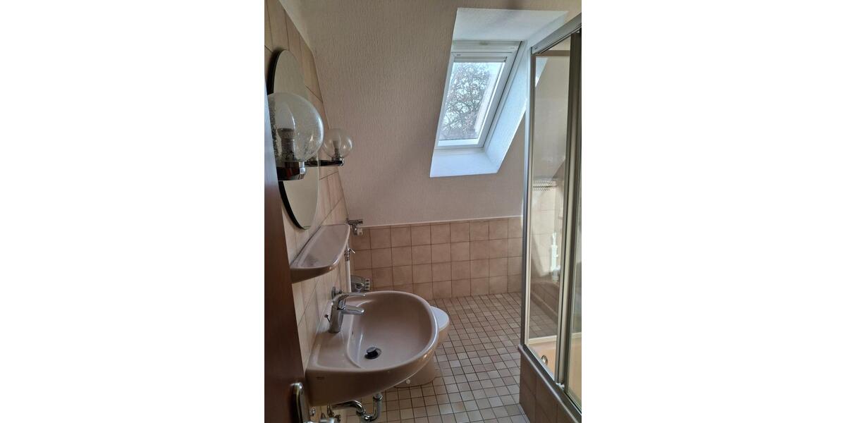 Dachgeschoßwohnung Herne Wanne-Bickern - 3.5 Zimmer, 61 m&sup2;, 445&euro; | Angebot:25613626