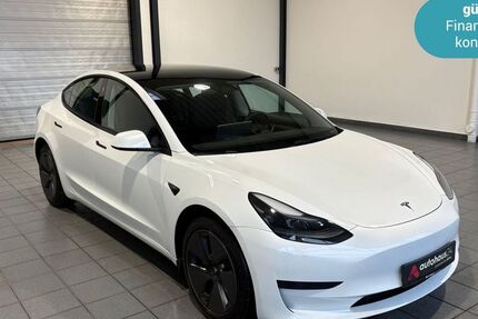 Tesla Model 3 52.537 km 24.990 &euro; Wuppertal 42287