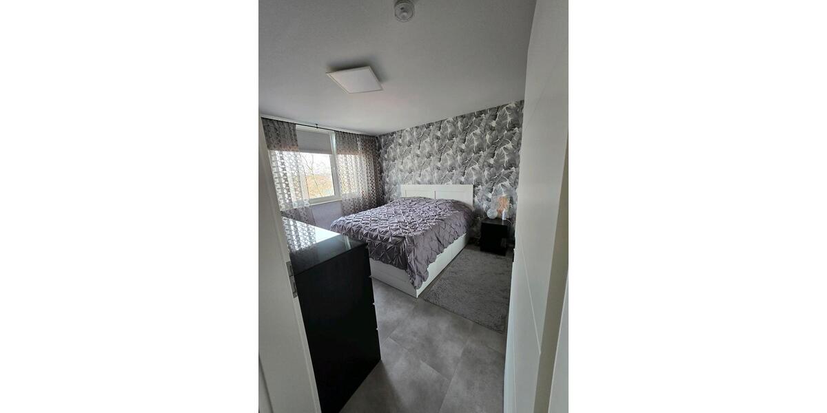 Etagenwohnung Ratingen Tiefenbroich - 3 Zimmer, 92 m&sup2;, 280.000&euro; | Angebot:27161528