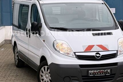 Opel Vivaro 118.000 km 9.598 &euro; Ratingen 40880
