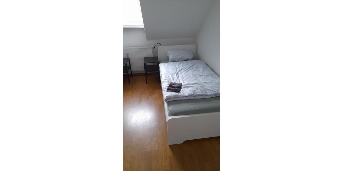Etagenwohnung Duisburg Laar - 5 Zimmer, 110 m&sup2;, 1.300&euro; | Angebot:25408466