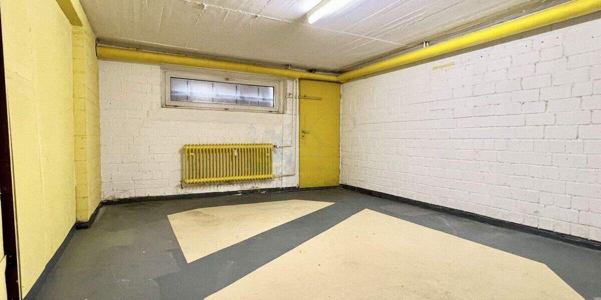 BURGALTENDORF: GROSSZUEGIGE ETW MIT 5 ZIMMERN, GARAGE, GARTEN UND UNTERGESCHOSS 5 zimmer