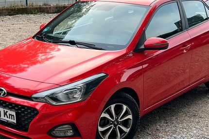 Hyundai i20 74.805 km 9.999 &euro; Duisburg 47137