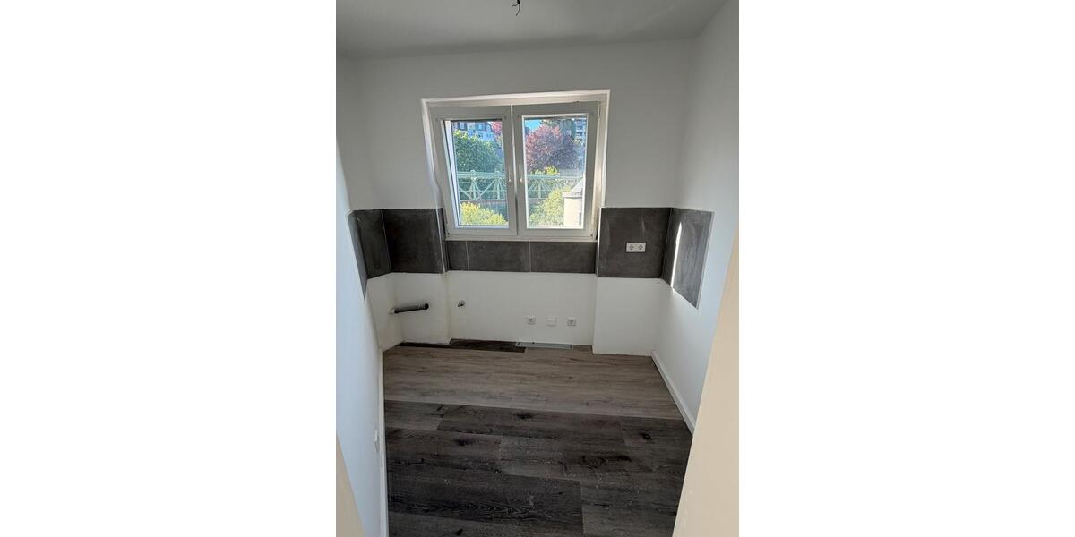 Etagenwohnung Wuppertal Unterbarmen - 1 Zimmer, 30 m&sup2;, 500&euro; | Angebot:26367902