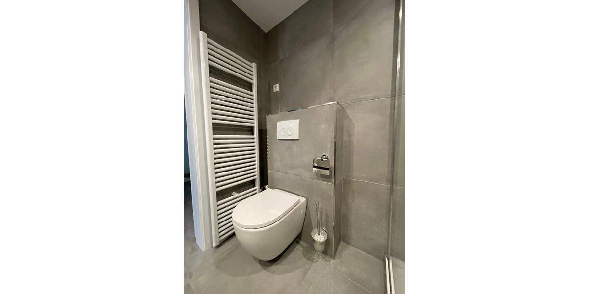 Wohnen am Duisburger Kaiserberg: großzügig aufgeteilte, vor 3 Jahren modernisierte 3- Zimmer-Wohnung (zwei Balkone). 3 zimmer