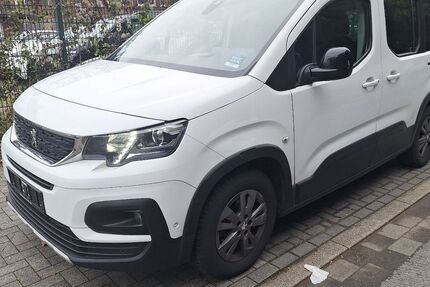 Peugeot Rifter 199.000 km 12.800 € Mülheim an der Ruhr 45473