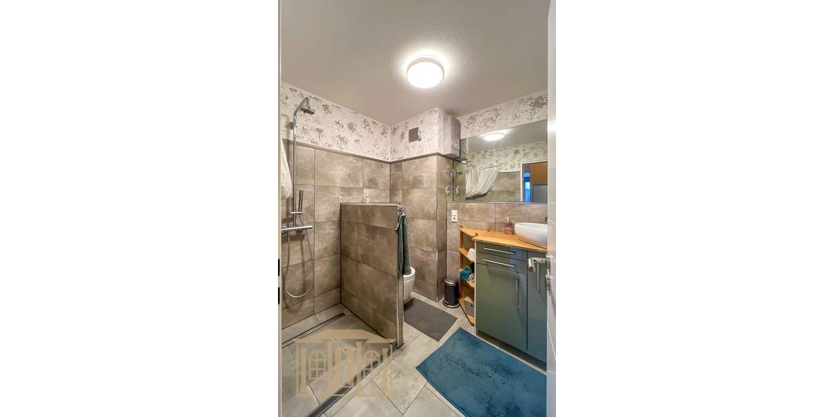 Gemütliche Dachgeschosswohnung mit Weitblick 2 zimmer