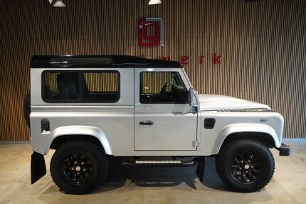 Land Rover Defender 55.000 km 51.941 &euro; Duisburg 47228