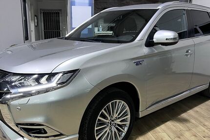 Mitsubishi Outlander 70.750 km 23.490 &euro; Wuppertal 42327