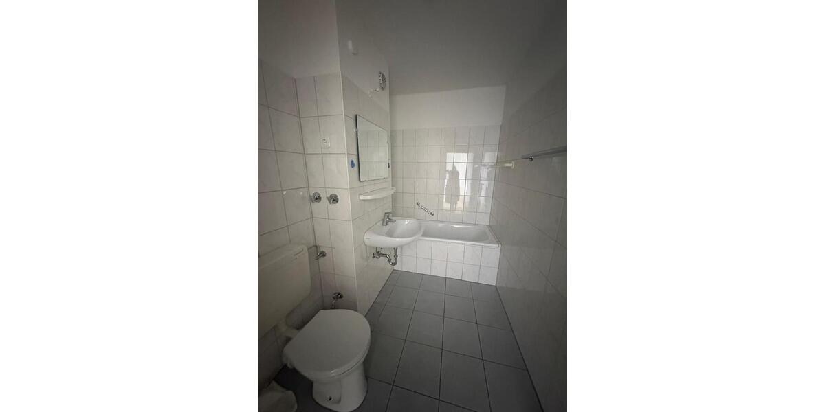 Etagenwohnung Ratingen Tiefenbroich - 2 Zimmer, 66 m&sup2;, 715&euro; | Angebot:26168128