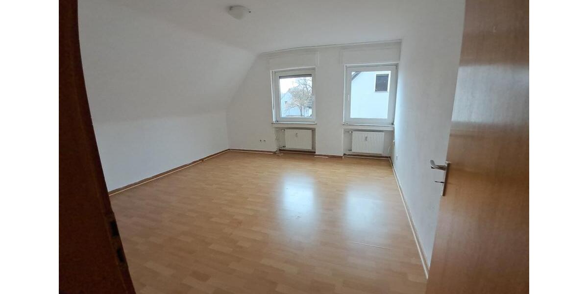 Dachgeschoßwohnung Marl Alt-Marl - 4 Zimmer, 465&euro; | Angebot:23174672