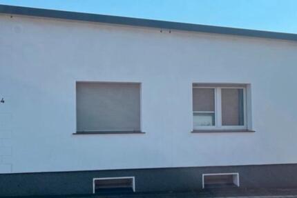 Haus Duisburg Hochheide - 3 Zimmer, 106 m&sup2;, 1.750&euro; | Angebot:25396682