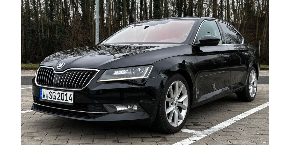 Skoda Superb 190.000 km 12.850 &euro; Wuppertal 42289