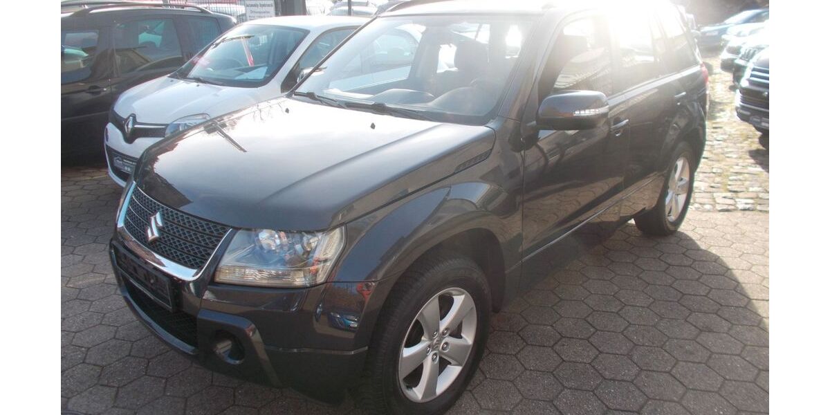 Suzuki Grand Vitara 146.000 km 8.990 &euro; Bochum 44809