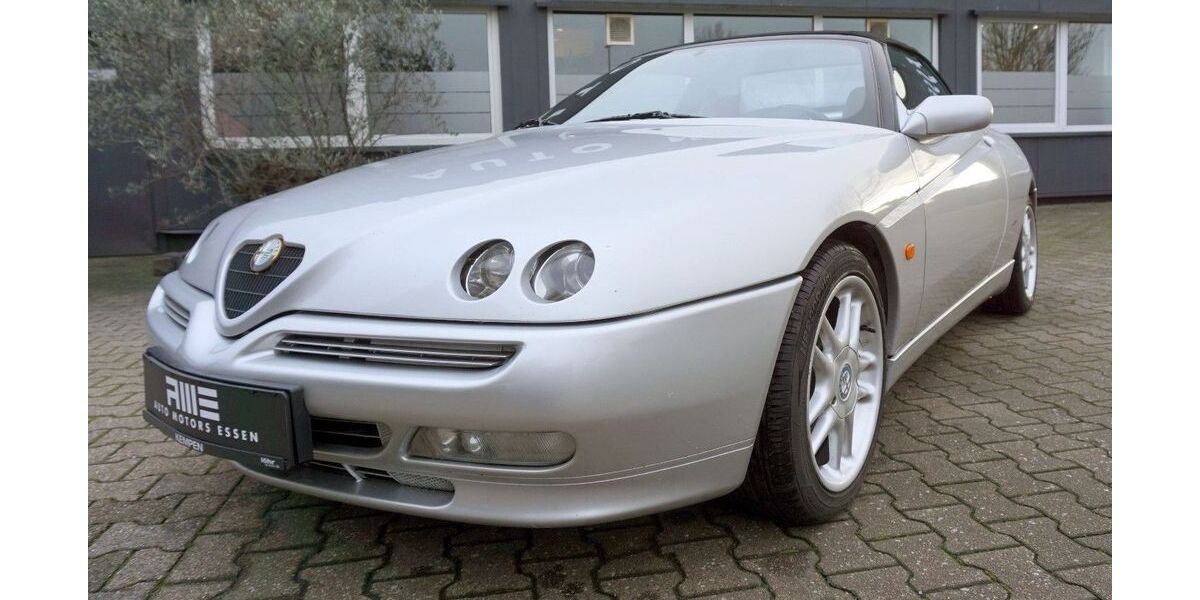 Alfa Romeo Spider 117.000 km 3.549 &euro; Mülheim an der Ruhr 45478