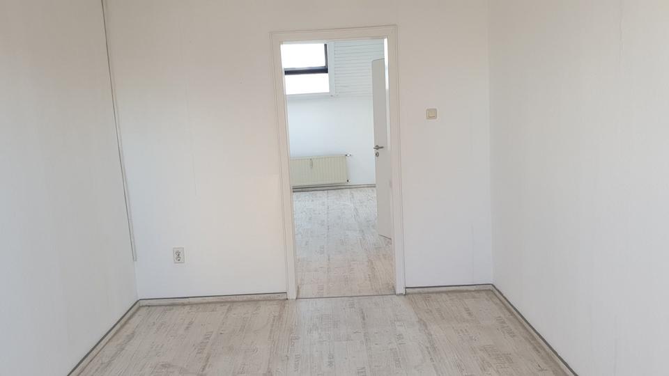 Teil 1 von WOHN-GESCHÄFTSHAUS am LINKEN NIEDERRHEIN, VON PRIVAT zimmer