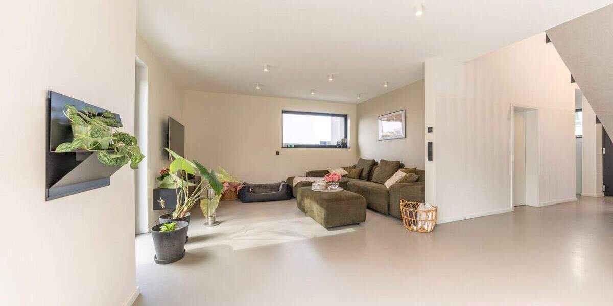 Souveränes Wohnen: Modernes Einfamilienhaus in einer der besten Lagen (Erbpacht) 5 zimmer