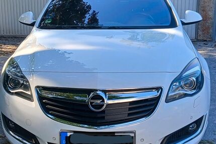 Opel Insignia 148.800 km 6.999 &euro; Oberhausen 46149