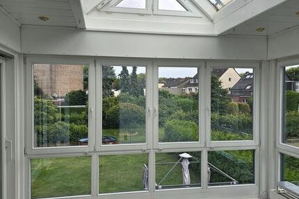 Helle 2-Zimmer-Wohnung mit 2 Balkonen und Wintergarten in Bottrop zimmer