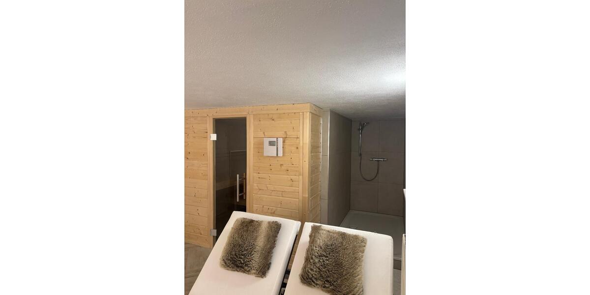 Reihenhaus Essen Stadtbezirk VII - 3.5 Zimmer, 94 m&sup2;, 390.000&euro; | Angebot:27121366