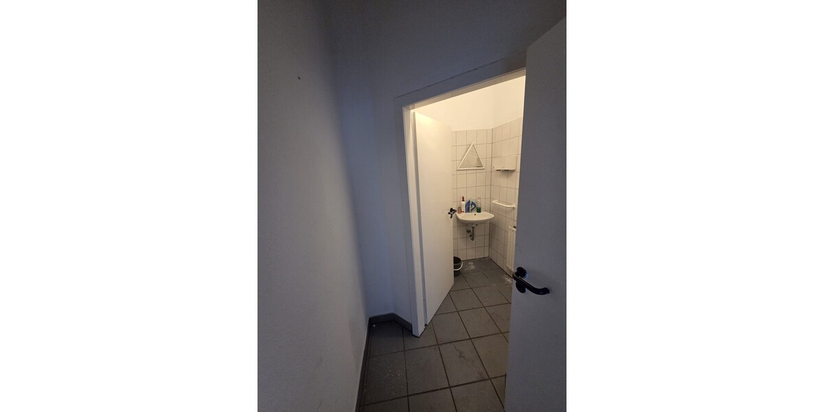 Zentral gelegenes Ladenlokal in Herne – beste Sichtlage an der Hauptstraße - Gewerbeobjekt Herne Eickel | Angebot:25131590