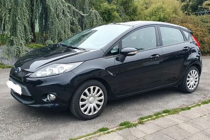 Ford Fiesta 88.000 km 3.750 &euro; Essen 45219