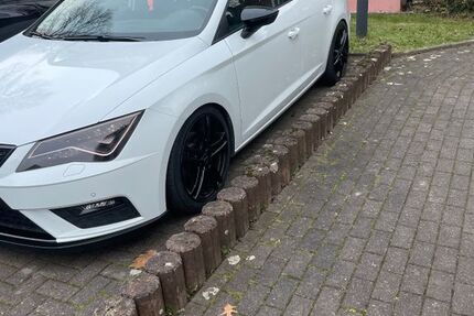 Seat Leon 128.000 km 11.900 &euro; Dortmund 44319