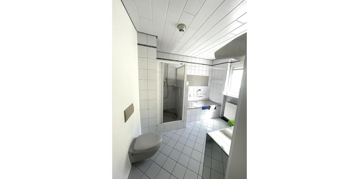 Etagenwohnung Schwelm - 4 Zimmer, 90 m&sup2;, 900&euro; | Angebot:26368658