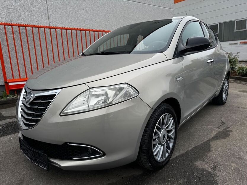 Ypsilon