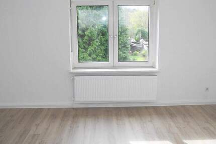 2,5 Zimmer mit eigenem Garten und KFZ-Stellplatz 2 zimmer