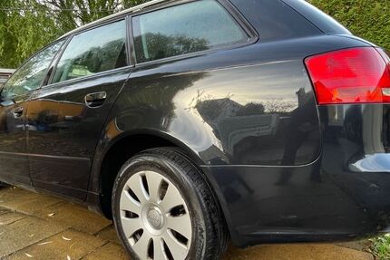 Audi A4 309.000 km 1.698 € Dortmund 44379