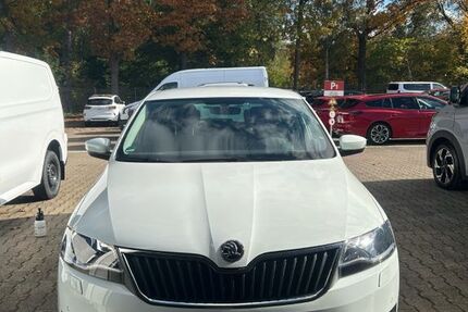 Skoda Rapid 67.713 km 10.500 € Bochum 44795