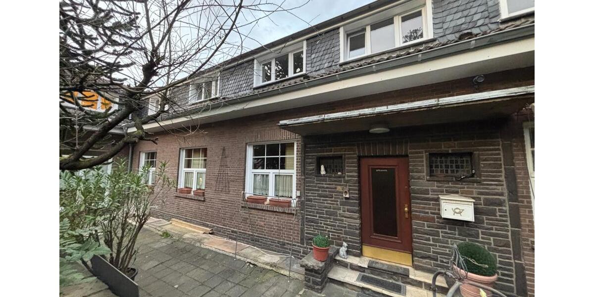 Neuer Ausbau - Erstbezug - Elberfeld Kruppstr. - 2,5 Zi. Wohnung 2.5 zimmer