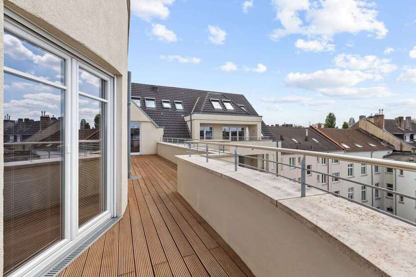 Wohnung zum Kaufen in Düsseldorf 1.570.000 € 208 m²