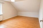 Dachgeschoßwohnung Wuppertal Gemarkung Langerfeld - 2 Zimmer, 65 m&sup2;, 471&euro; | Angebot:26248403