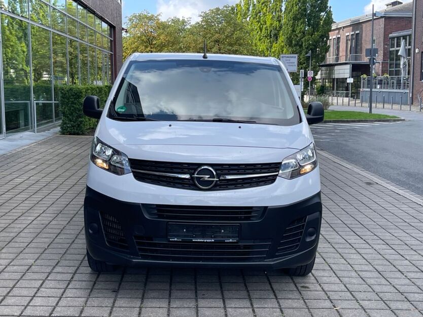 Opel Vivaro 40.000 km 24.990 € Gelsenkirchen 45899