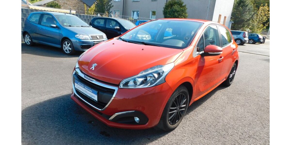 Peugeot 208 96.000 km 4.990 &euro; Witten 58456