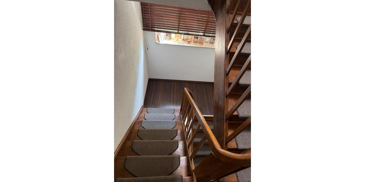 Doppelhaushälfte Duisburg Beeck - 10 Zimmer, 240 m&sup2;, 470.000&euro; | Angebot:26869598
