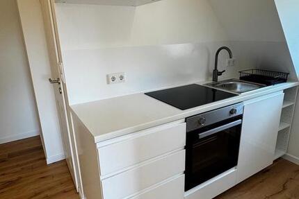 stilvolle Dachgeschosswohnung mit Garten in Neviges Velbert 2 zimmer