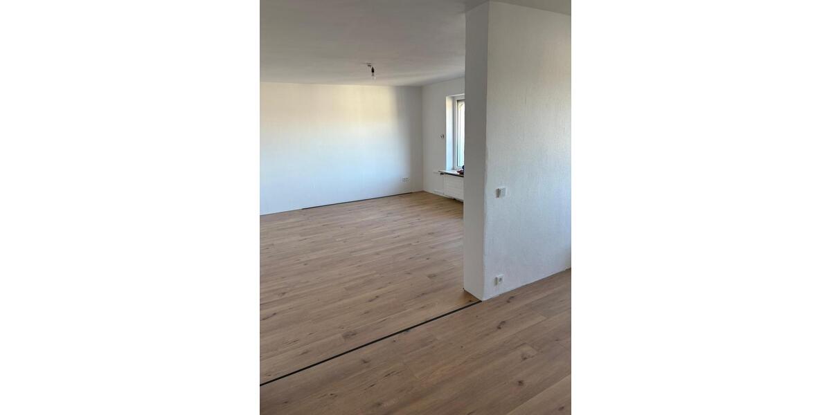 Etagenwohnung Hattingen Niederbonsfeld - 3.5 Zimmer, 76 m&sup2;, 850&euro; | Angebot:25394254