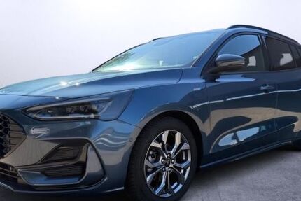 Ford Focus 23.570 km 26.880 &euro; Datteln 45711