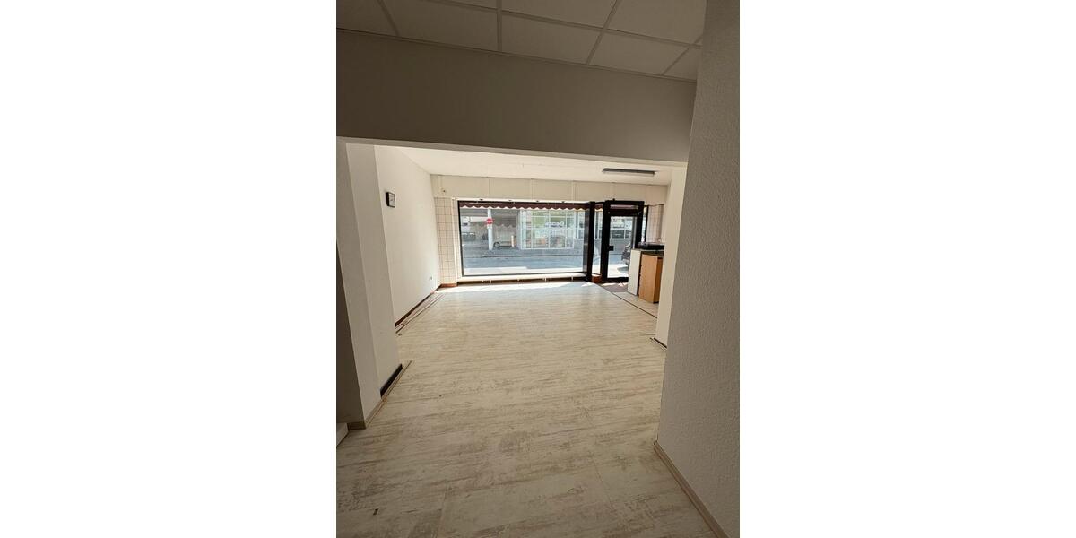 Mehrfamilienhaus mit Ladenlokal zimmer