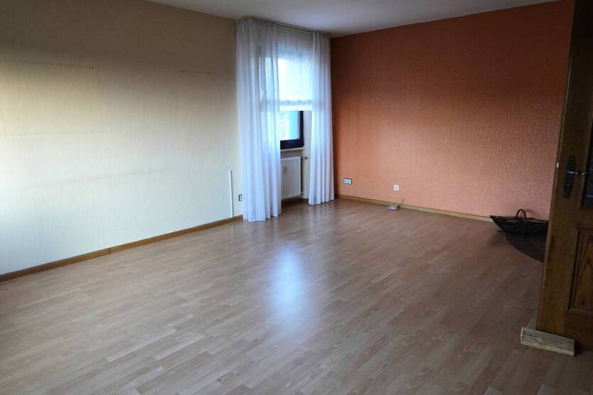 Großzügige 4-ZImmer-ETW über 2 Etagen inkl. Garage und üppigem Rücklagenanteil 4 zimmer