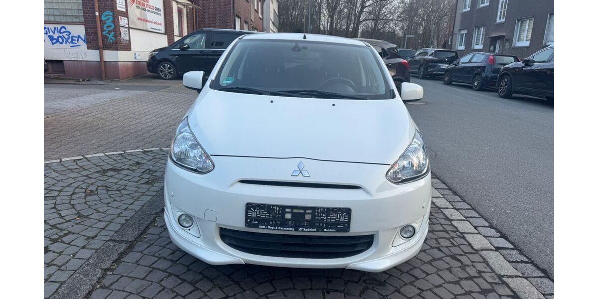 Mitsubishi Space Star 64.000 km 5.999 &euro; Gelsenkirchen 45879