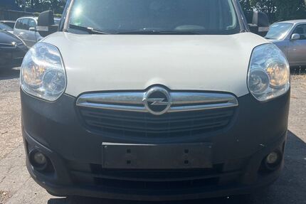 Opel Combo 96.000 km 4.990 &euro; Duisburg 47138
